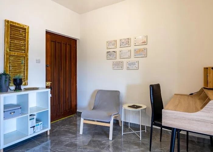 Engomi Апартаменты Никосия